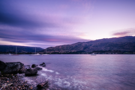 Wonderful Colors after Sunset at Wanaka Lake in New Zealand